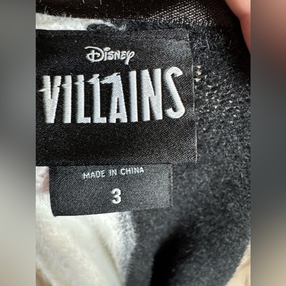 Torrid Disney’s Villains Cruella black and white nylon knit cardigan size 3X - Picture 11 of 11